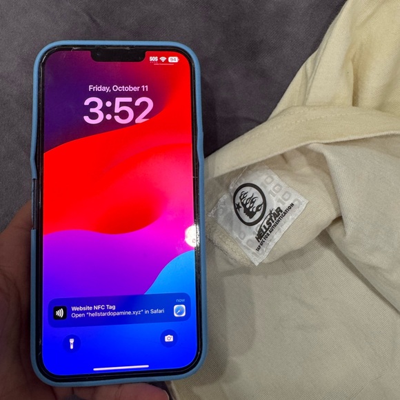 Authentic Hellstar T Shirt with NFC chip - Picture 16 of 16